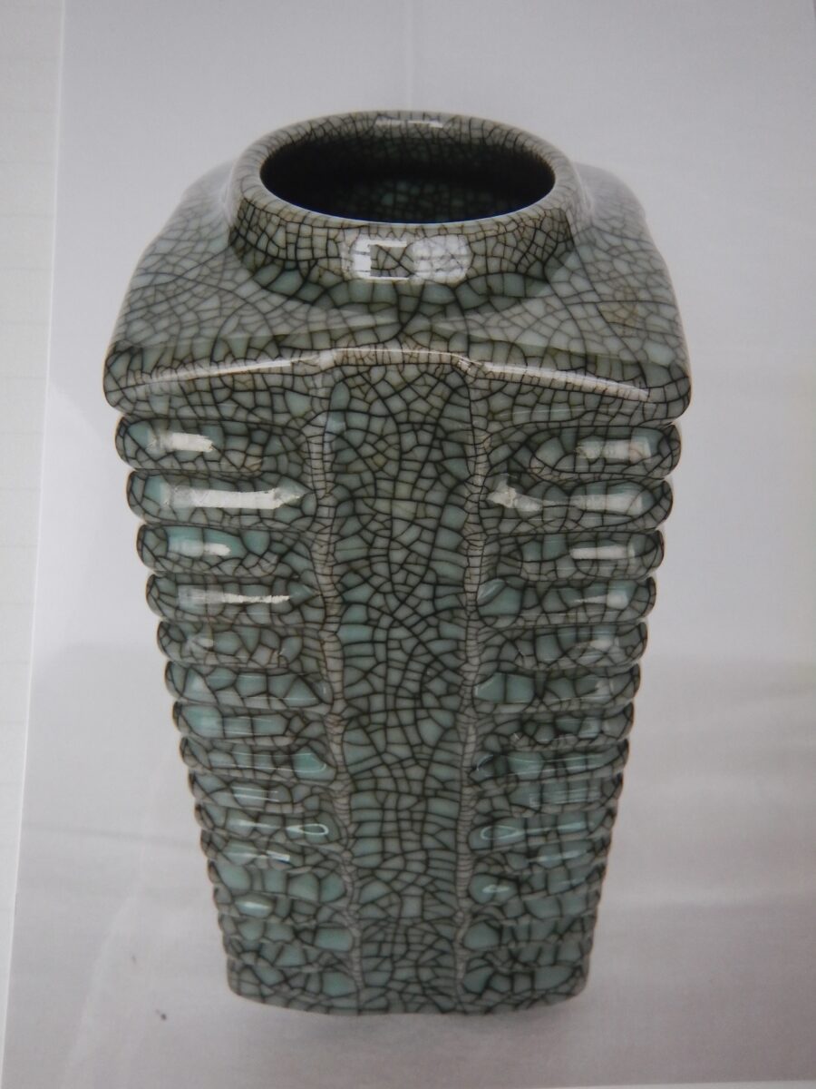 官窯七官青磁琮式瓶［款銘］明前期 – 津木美術コレクション