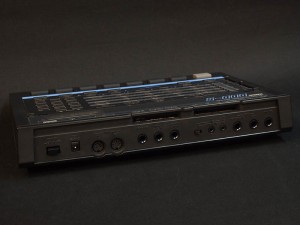 12ビットPCM音源搭載ビンテージドラムマシン KORG DDD-5 « 浜松の中古