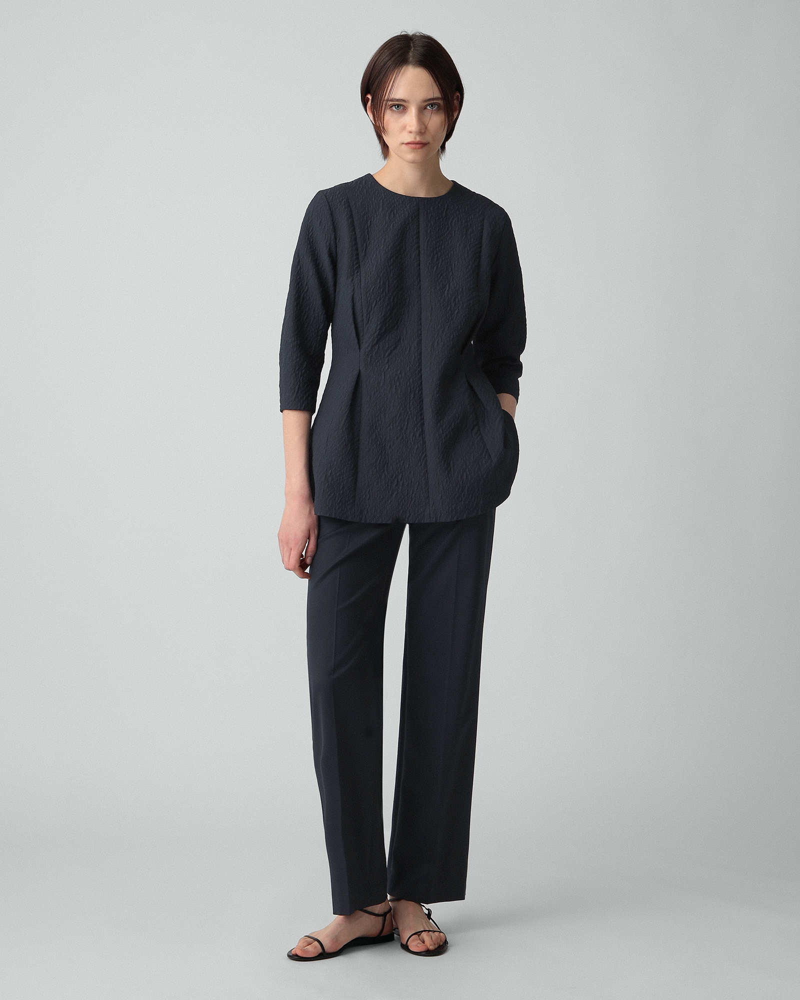 セオリーリュクス(Theory luxe)公式通販 レディースファッション