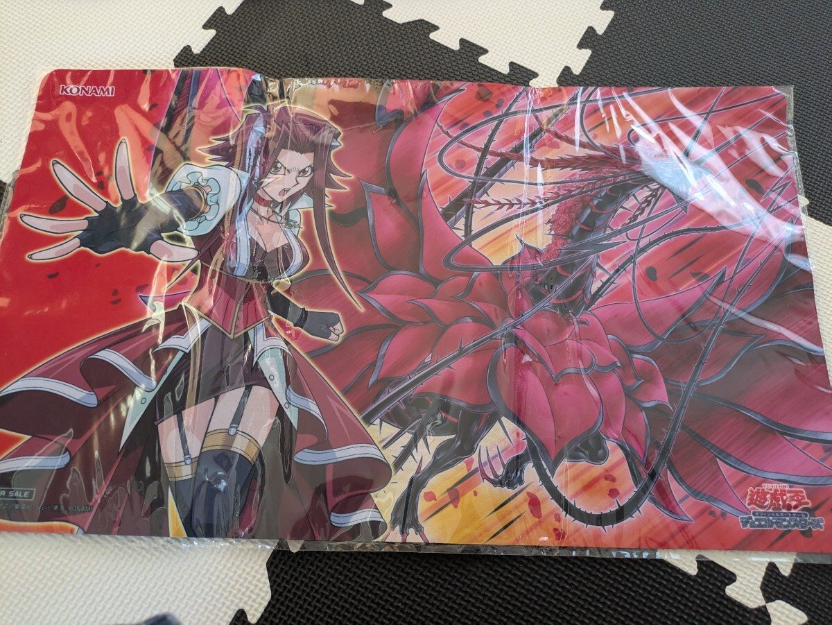 Yahoo!オークション -「十六夜アキ プレイマット」の落札相場・落札価格