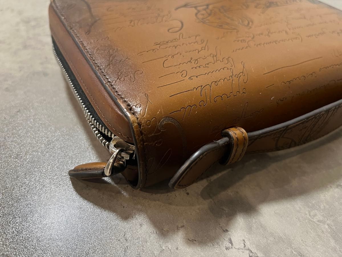 Berluti ベルルッティ イタウバワイド スクリットレザー 長財布 バッグ