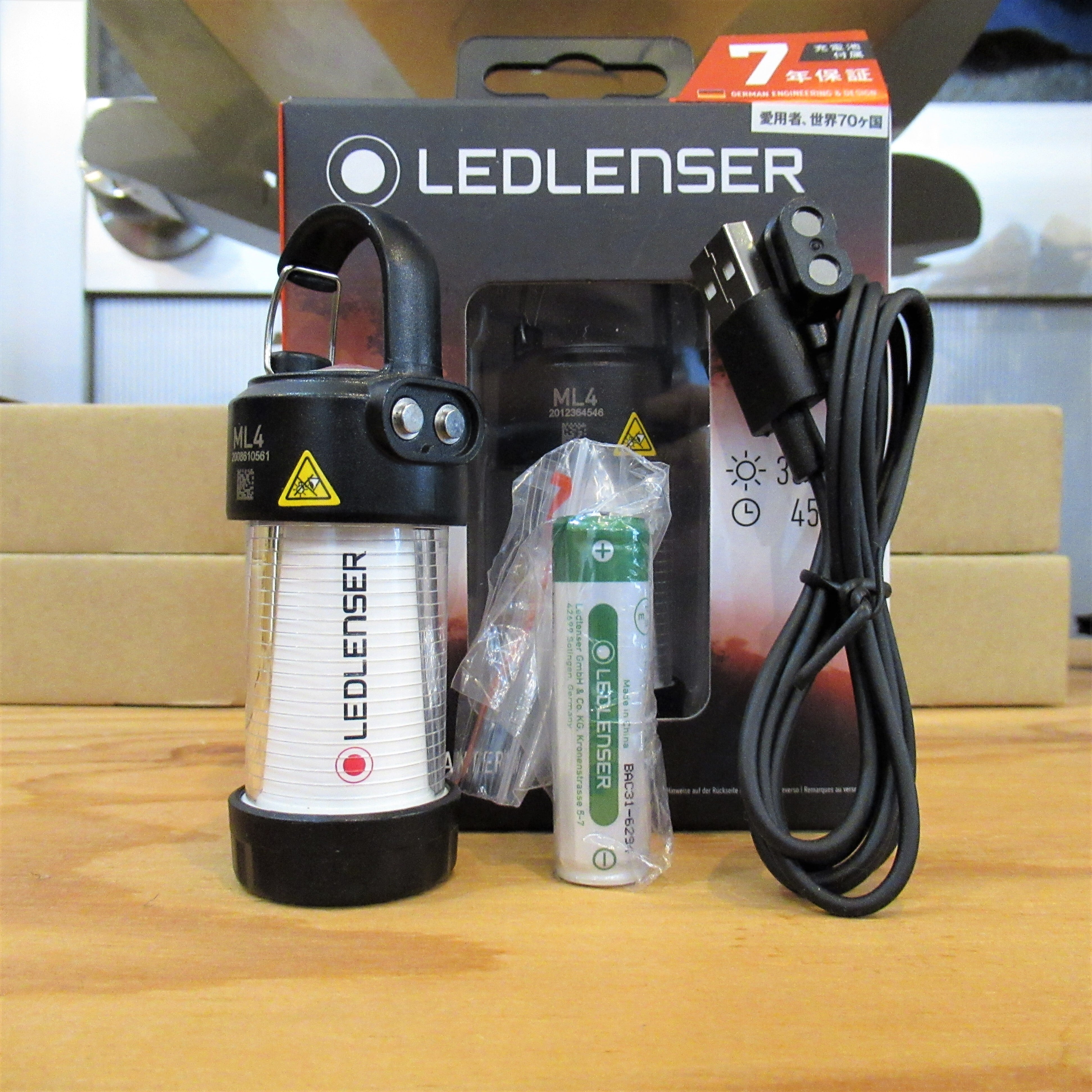 Ledlenser(レッドレンザー) ML4 Warm | drop by
