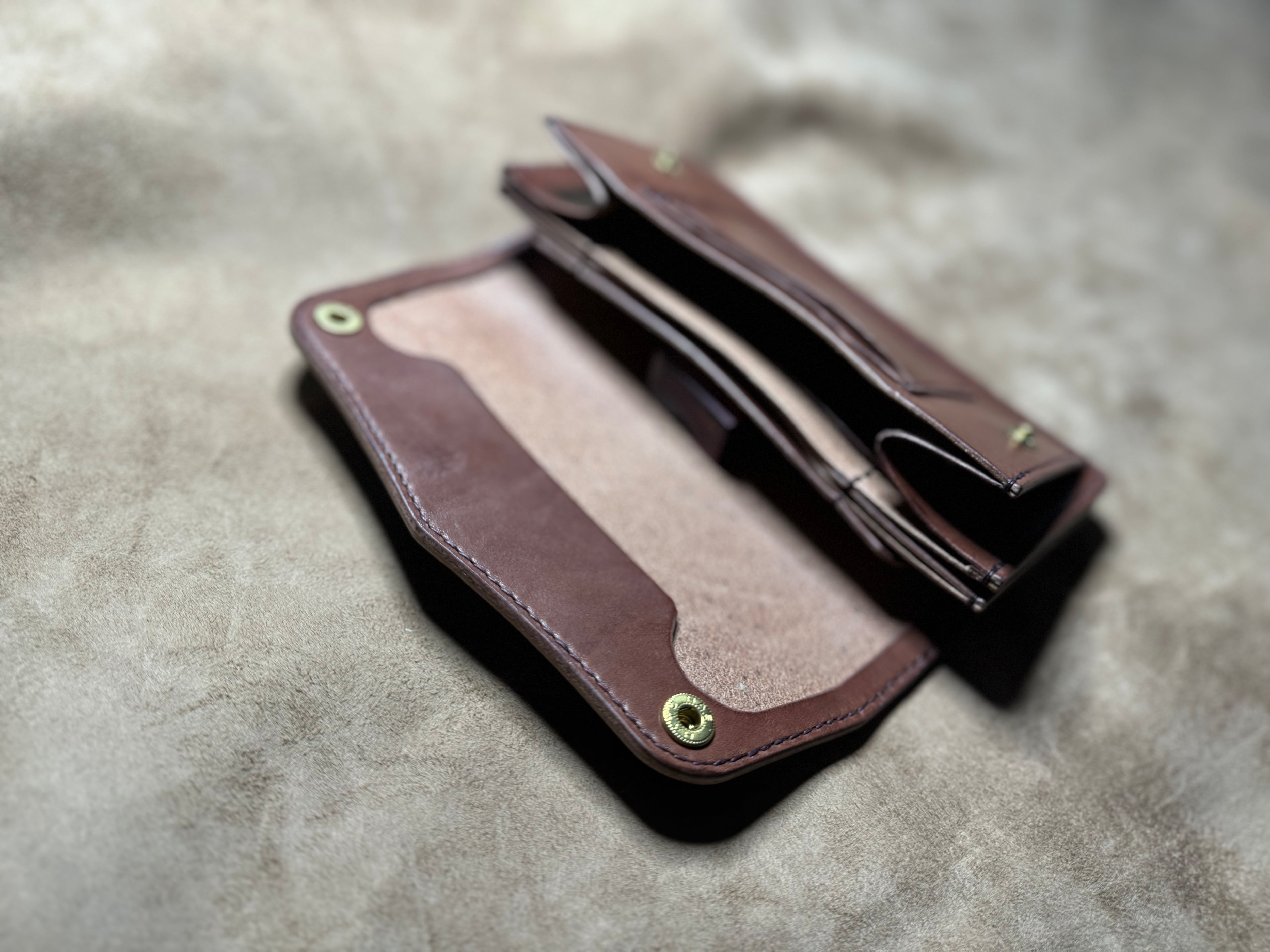 sgt-003 ロングトラッカーウォレット サドルレザー | Pay ID