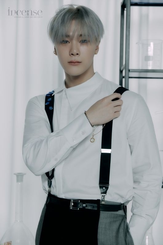 ASTRO ムンビン＆ユンサナ、3rdミニアルバム「INCENSE」のIMPURE