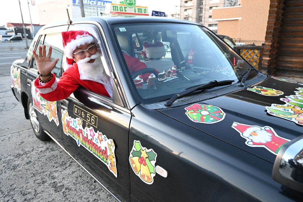 タクシー運転手はサンタ 交通機関もXマス仕様【帯広】 | 北海道