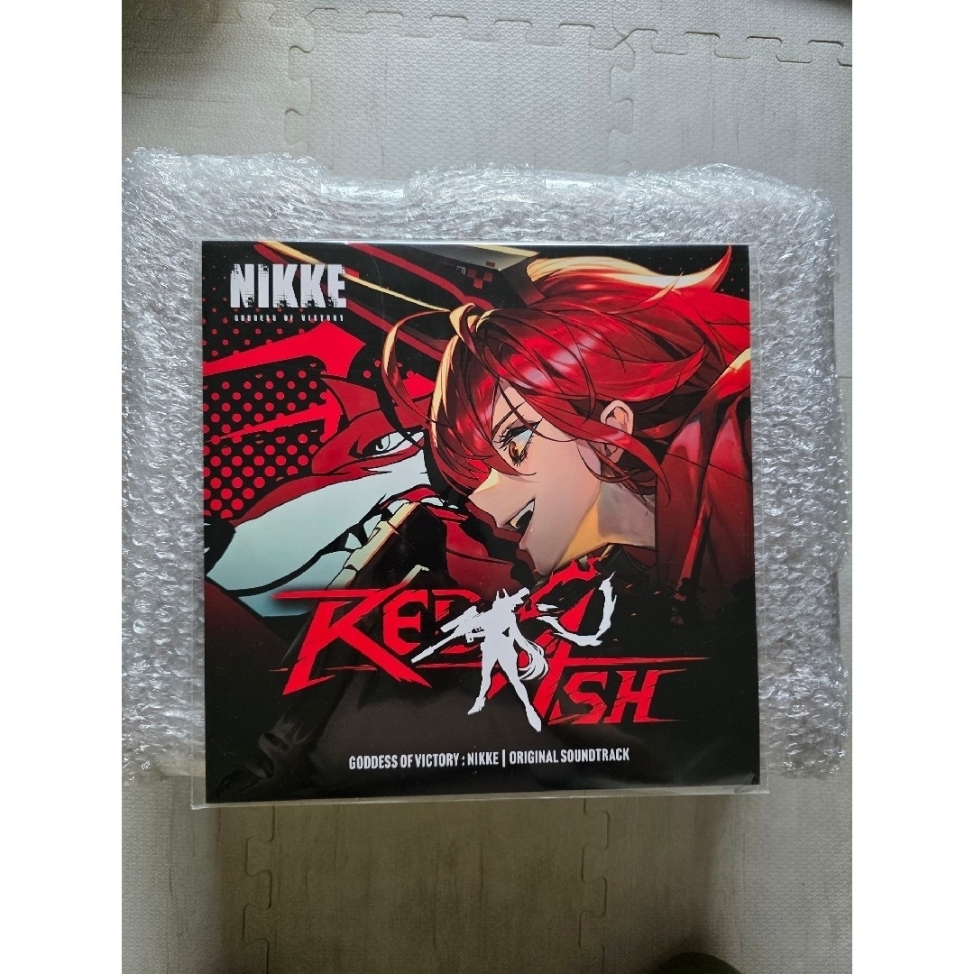 韓国 公式グッズ】勝利の女神:NIKKE 2.5周年 LPプレイーヤ セットの