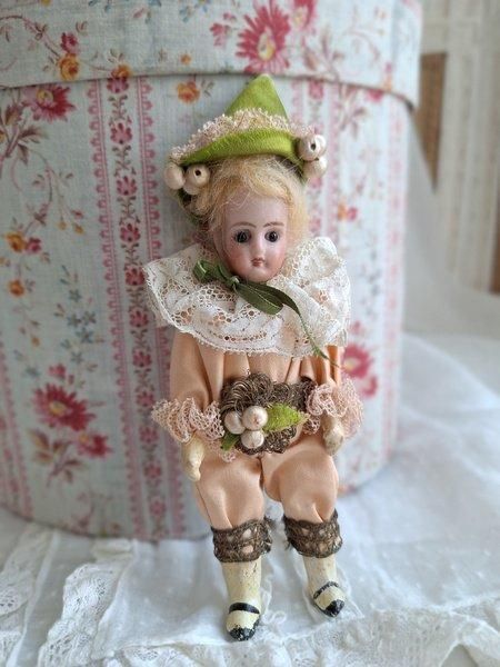 アンティークミニョネット - アンティークモール＆蚤の市情報サイト