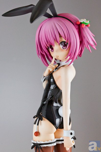 湊 智花～黒うさぎさんVer.～」をフォトレポートで紹介！ | アニメイト