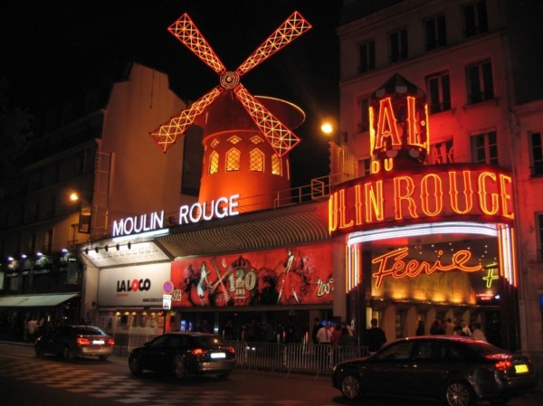 モンマルトル観光！画家の聖地テルトル広場とおすすめカフェをご紹介