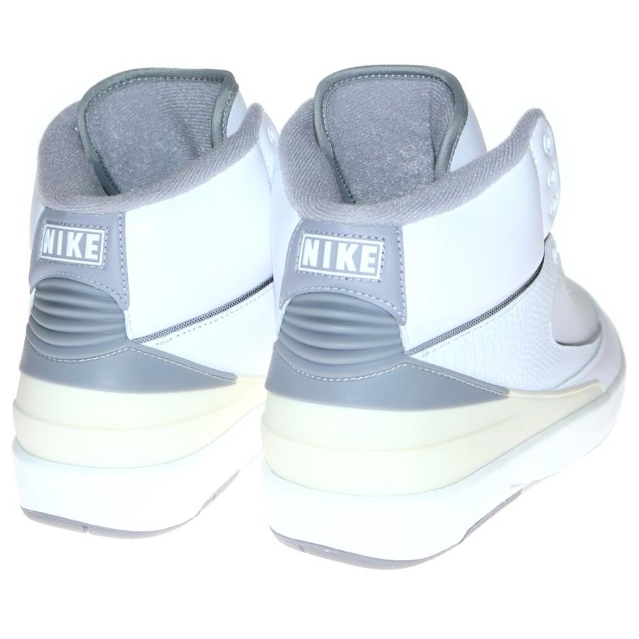 NIKE（ナイキ） Air Jordan 2 White and Cement Grey エアジョーダン2