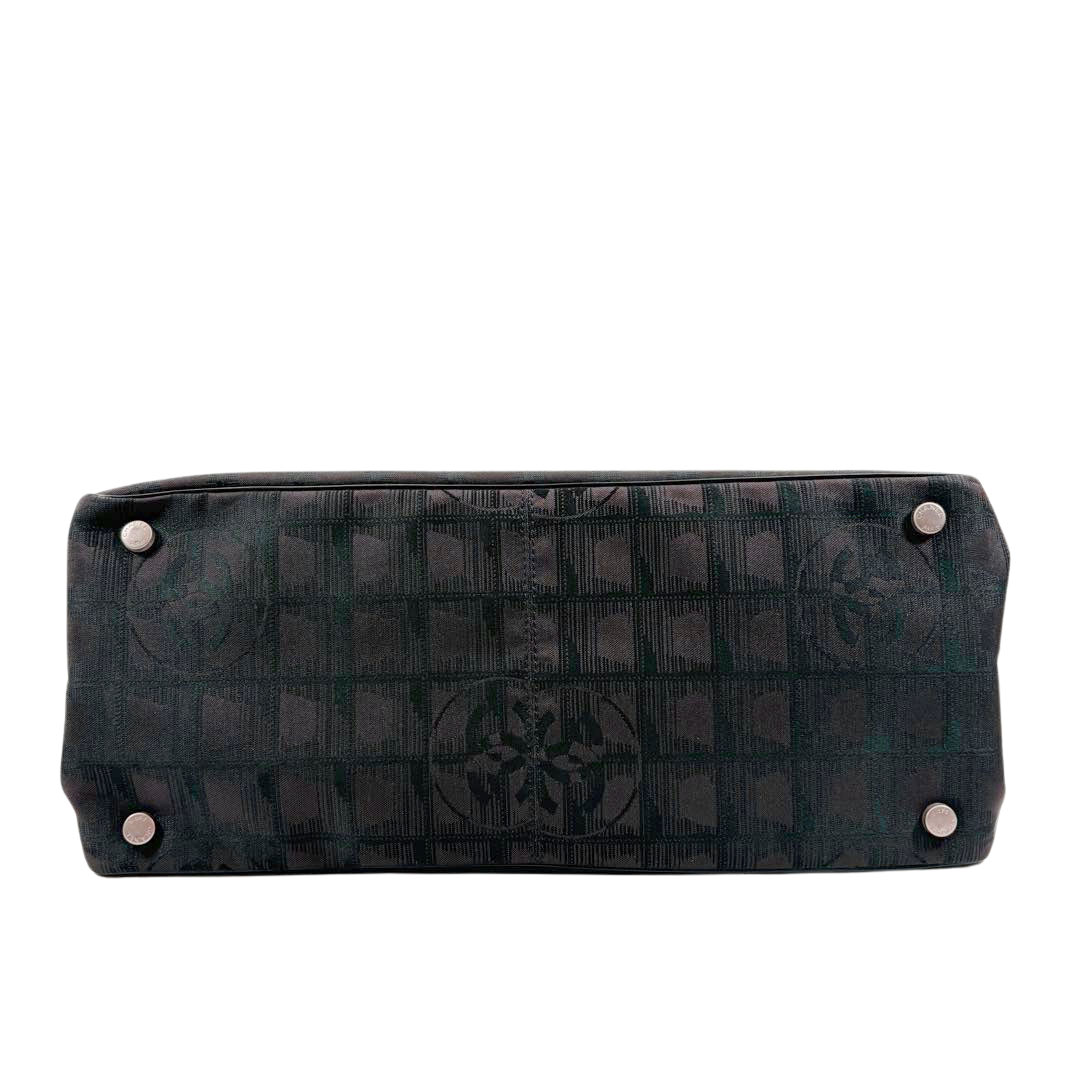 CHANEL シャネル トートバッグ ニュートラベルラインMM ナイロン