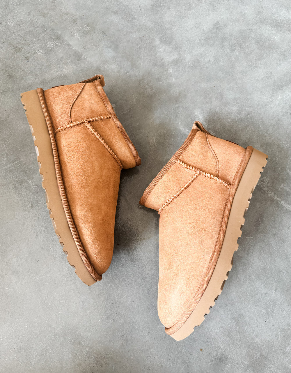 Women's Classic Ultra Mini — Out of Town Clothing