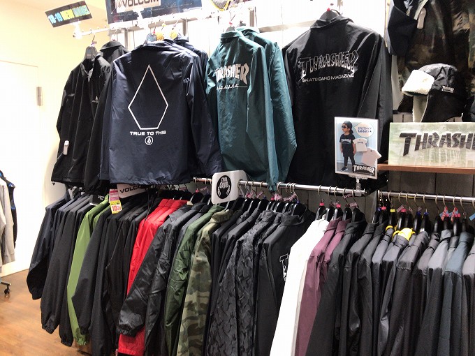 スノボで使える「コーチジャケット」おすすめブランド11選！選び方も