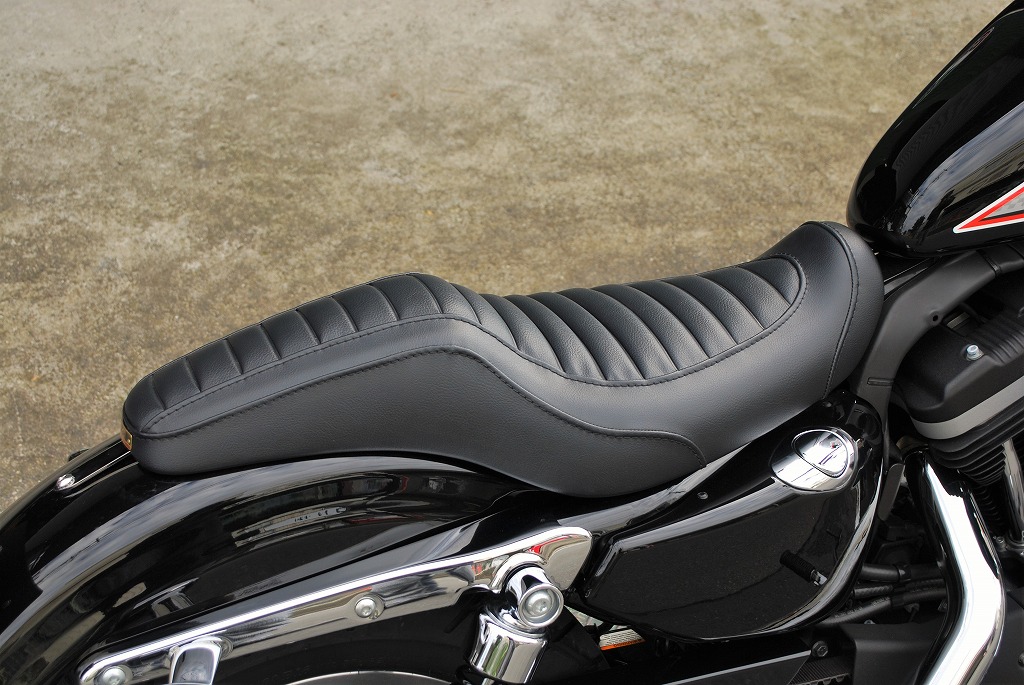 ハーレー｜スポーツスターガンファイター タック| カスタムバイクパーツ