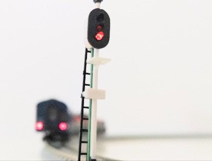 KATO 20-606 3灯式自動信号機SX 64mm(補助線路付) | 約40年ぶりのN