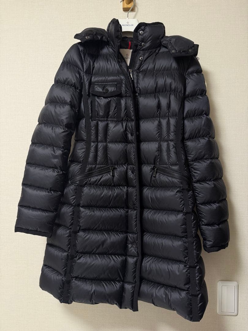 美品★MONCLER ブラック エルミンヌ　サイズ1
