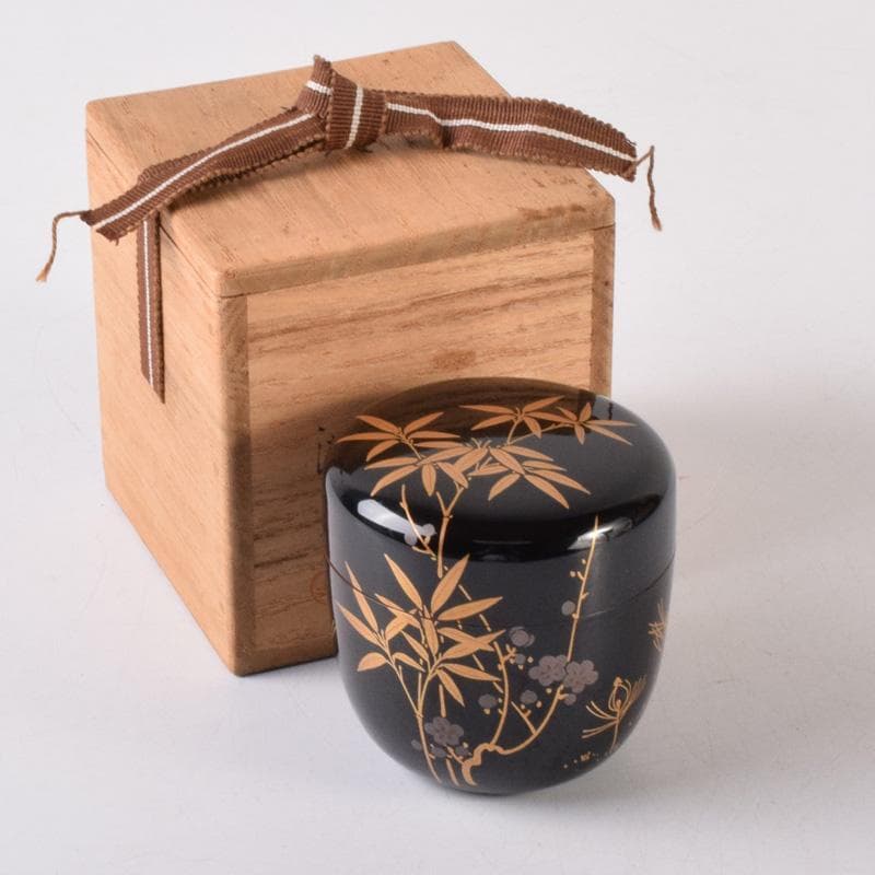 茶道具　加賀蒔絵師　中村湖舟作　松竹梅蒔絵　中棗　共箱　V　7214 Amazon.co.jp: 蒔絵師中村湖舟(造)松蒔絵中棗共箱茶道具茶入漆芸木工芸