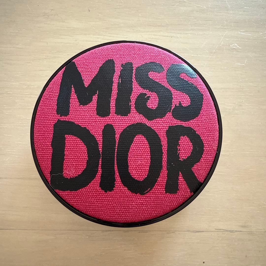 DIOR FOREVER ディオール　1N クッションファンデーション