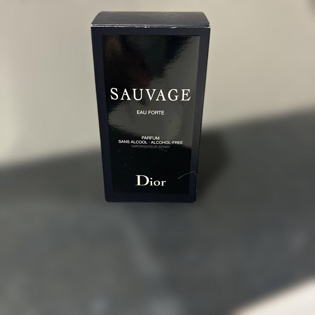 G*K様 Dior Sauvage Eau Forte 60ml ソヴァージュ Sauvage Eau Forte - DIOR | Sephora
