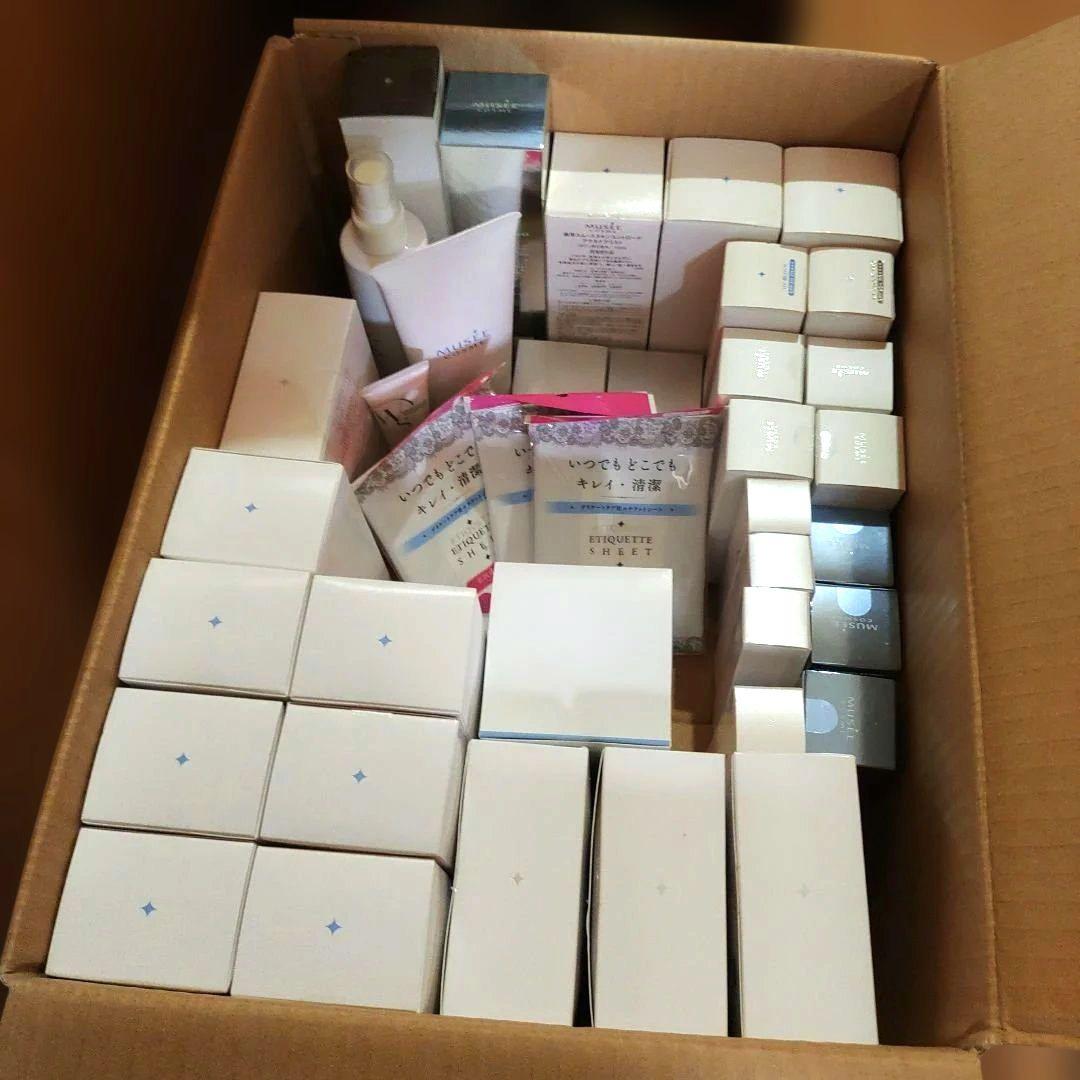 MUSEE ミュゼ　ミルクローション入り　福箱(福袋)　38点セット