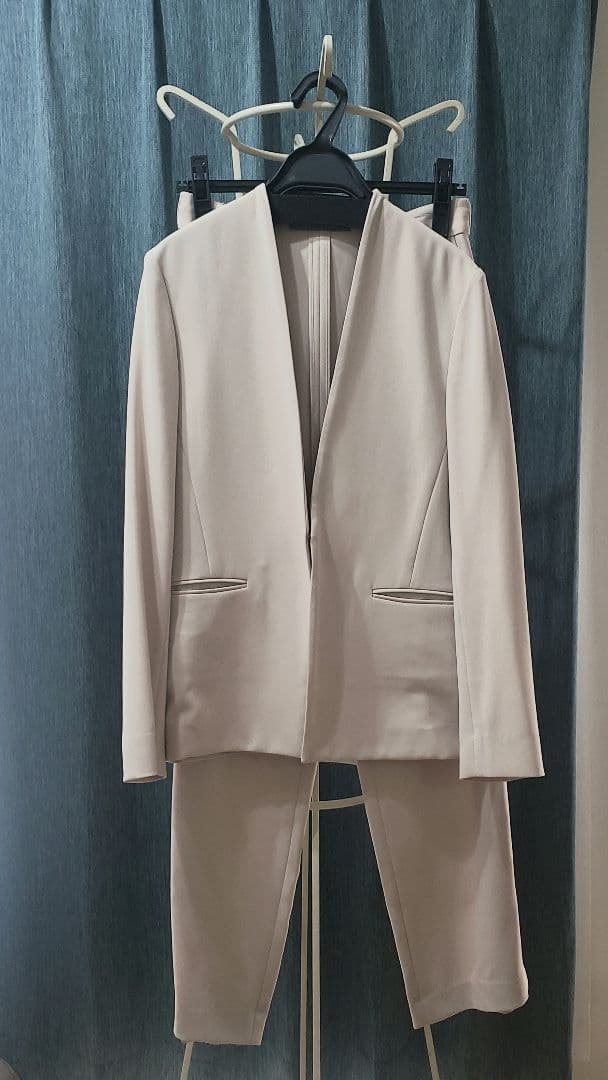 セオリーリュクス　ベージュ スーツ　38 コーディネート詳細 | StyleHint | Theory（セオリー）公式通販サイト