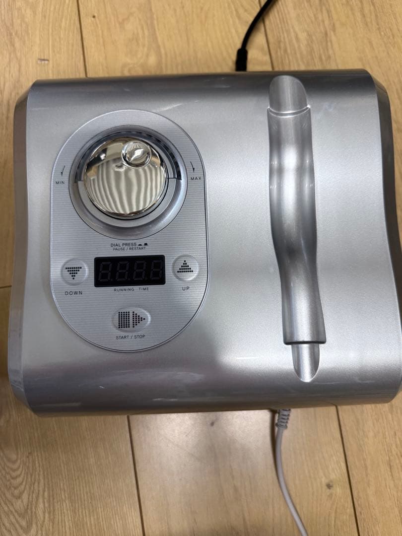 美顔器　TAKIGAWA HARKIN CHARM