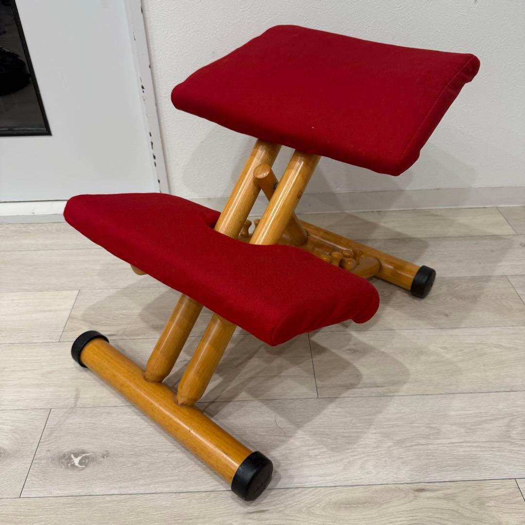 VARIER STOKKE ヴァリエール　ストッケ　バランスチェア　赤