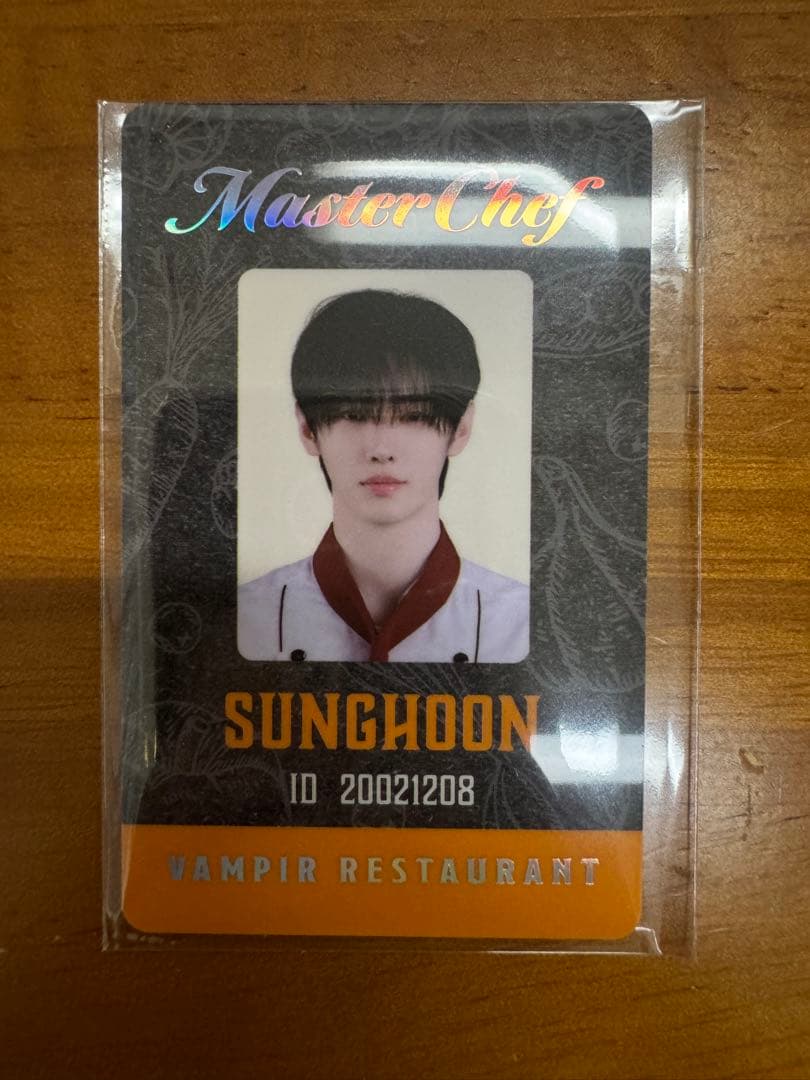 ENHYPEN WORLD シェフ SPカード ソンフン 未使用 ENHYPEN WORLD ソンフン SPカード - メルカリ