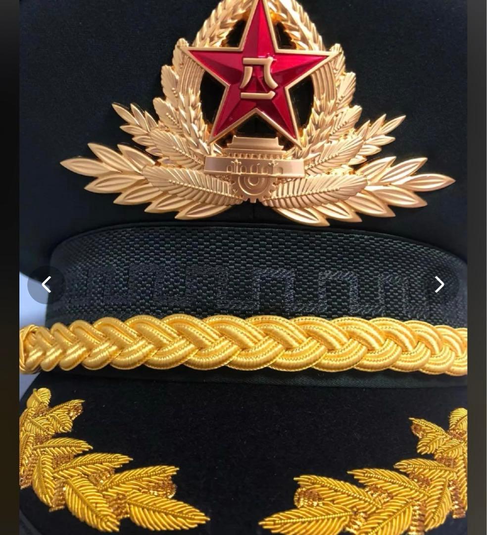 中国人民解放軍儀仗隊　軍用帽子 金色装飾 エンブレム付き