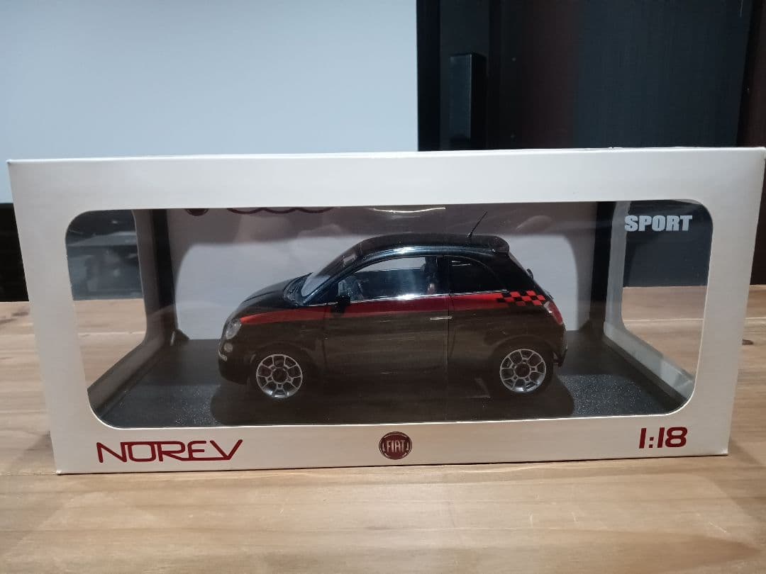 1/18 フィアット　FIAT500 スポーツ　ディーラー品　ミニカー　ブラック
