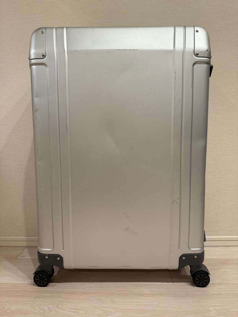旅行かばん・小分けバッグ ZERO HALLIBURTON Geo Aluminum 3.0 83L