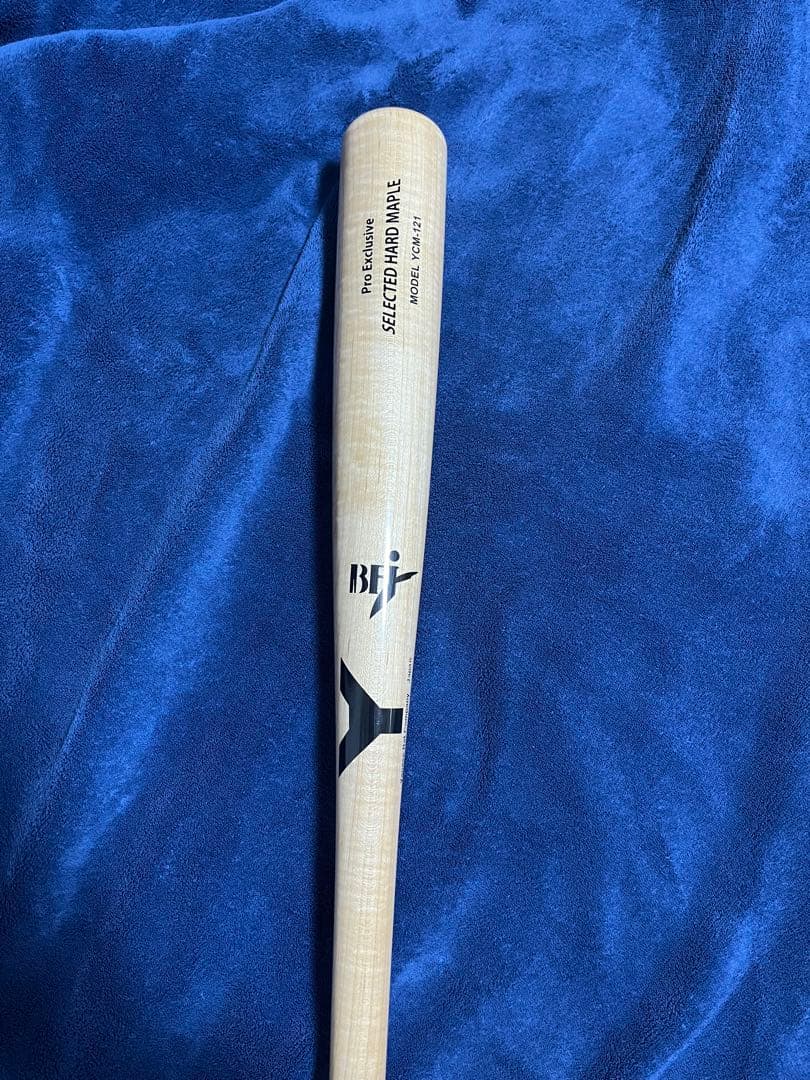 ヤナセ　硬式木製バット　121