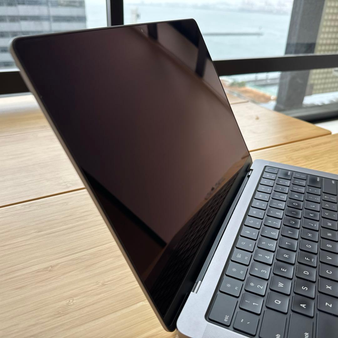 Apple Macbook pro 14 2021 M1max 64GB 1TB