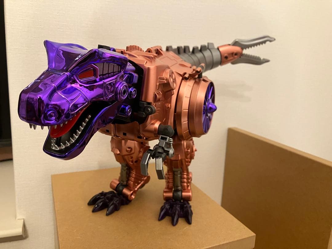 ロボット TransArt Toys BWM-06