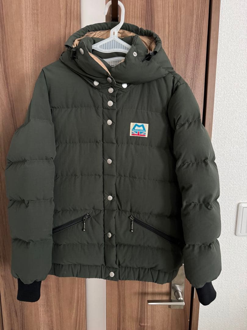 美品　MOUNTAIN EQUIPMENT レディース ダウン　M オリーブ
