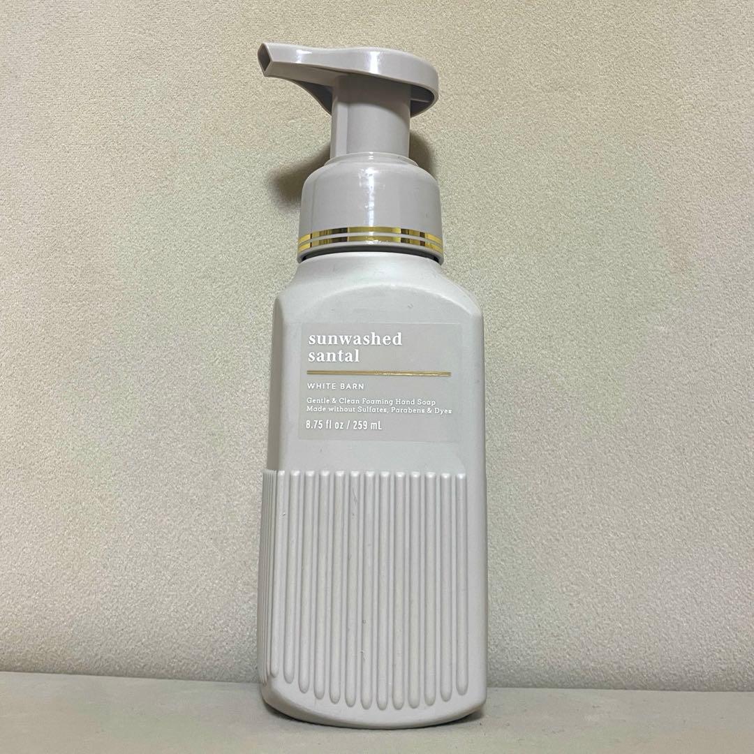 BBW ❁　サンウォッシュドサンタル　Bath and body works Amazon.com : Bath & Body Works Sunwashed Santal Ultimate Hydration