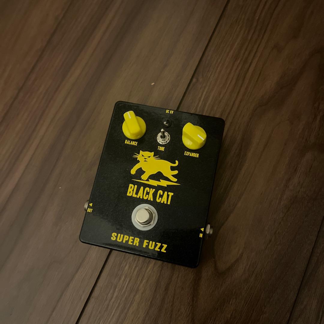 ギター black cat super fuzz