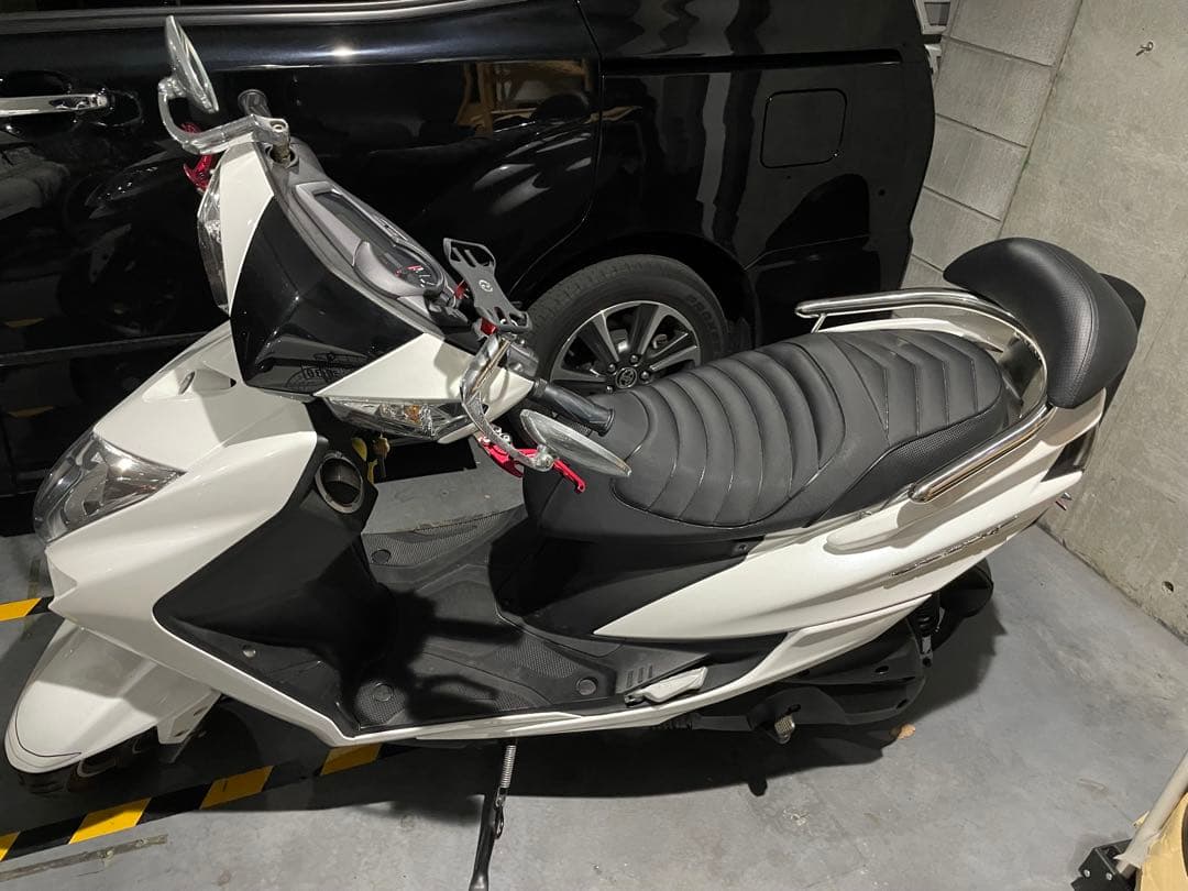 ヤマハ　シグナスX 4型　5型　DCR ローダウン　タックロールシート DCR 4TH 5TH CYGNUS X シグナスX リアディスク ブラックカーボン