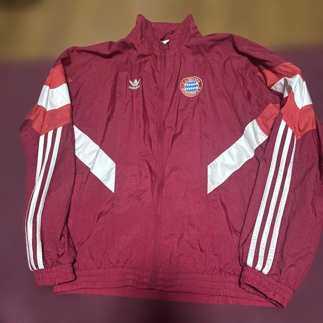 adidas originalsトラックジャケット　バイエルン