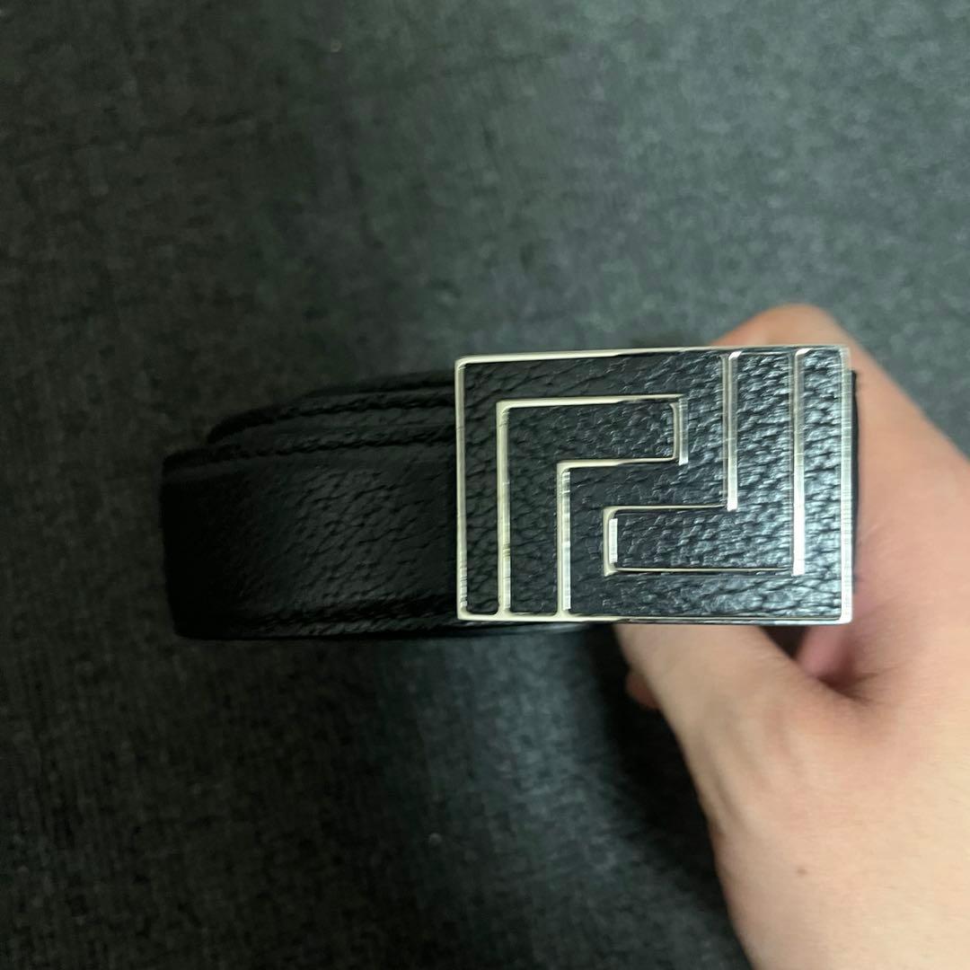 【美品】現行VERSACE ヴェルサーチェ グレカ バックル レザー ベルト 黒