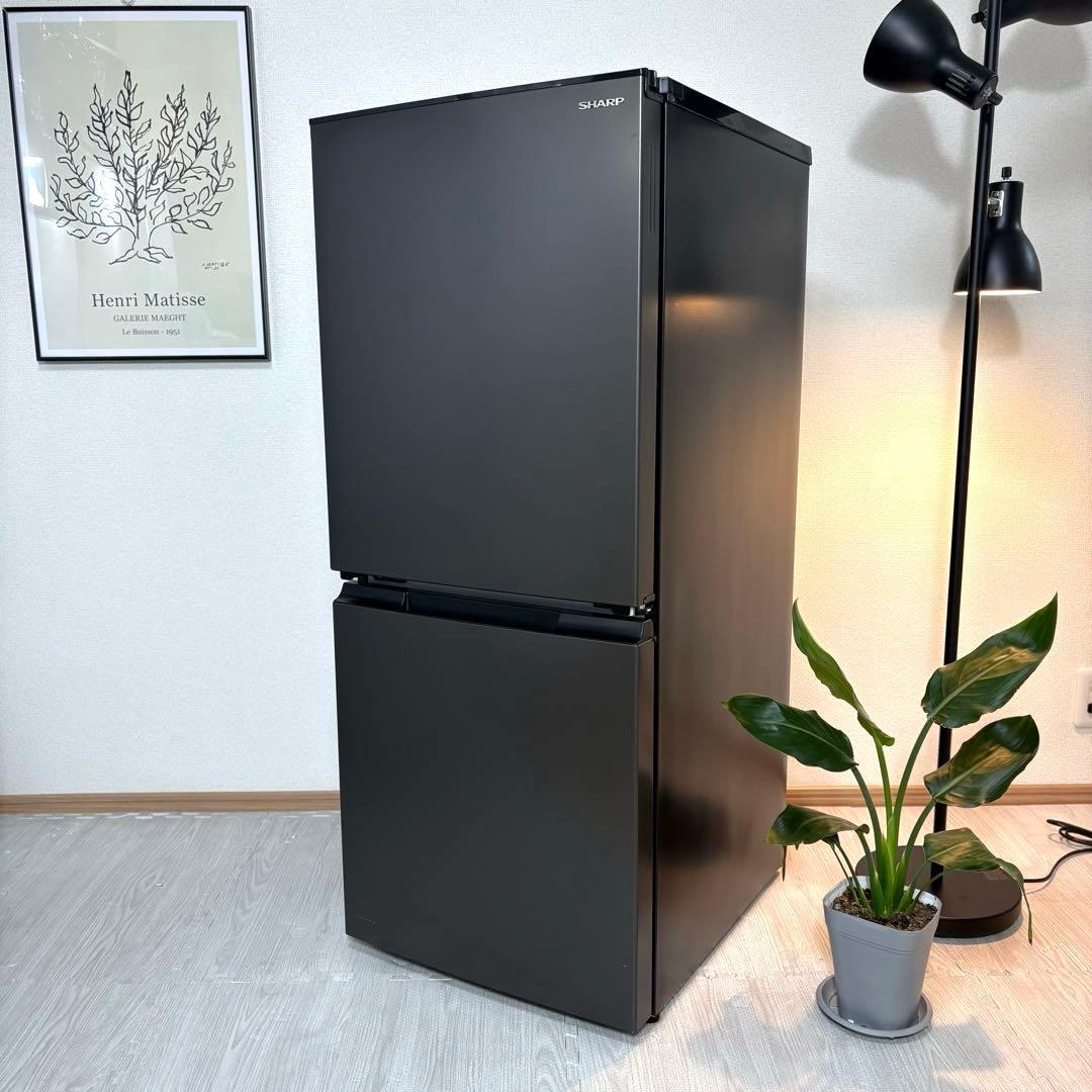 2023年製 冷蔵庫 一人暮らし 単身用 小型 3ヶ月保証付 送料無料 シャープ 一人暮らし向け冷蔵庫のご紹介：シャープ - YouTube