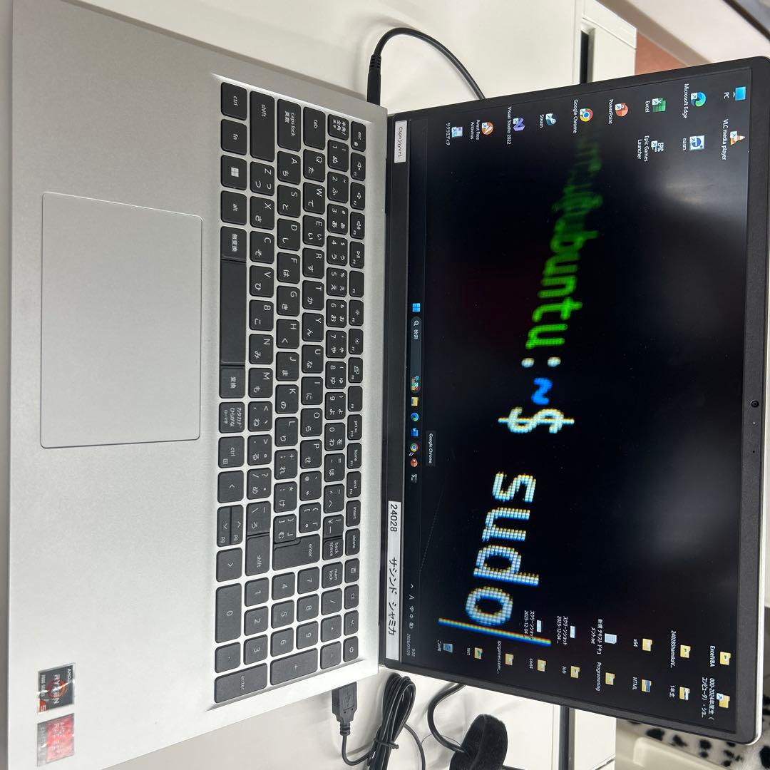 Windowsノート本体 Dell Inspiration 15