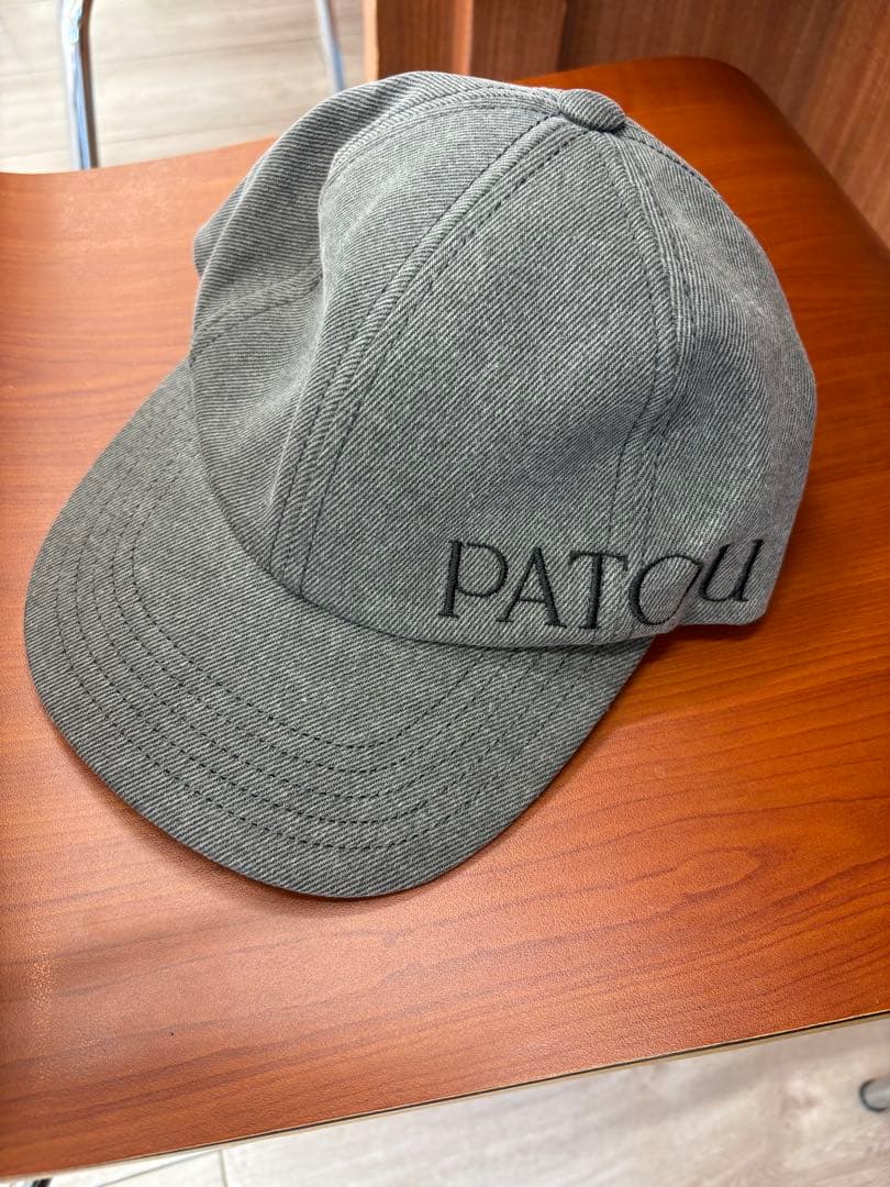 国内百貨店購入　PATOU パトゥ　キャップ
