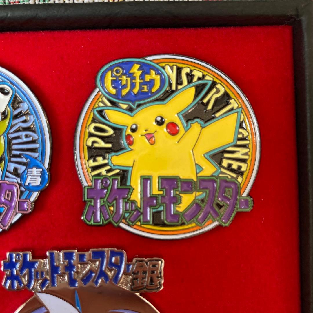 ポケモンピンズセット ミレニアムバッチ 2000年製 - メルカリ