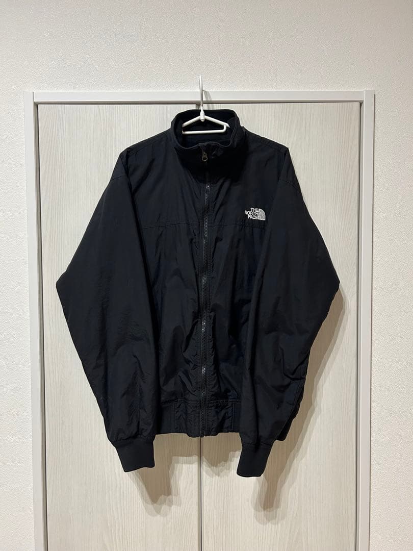 THE NORTH FACE ブラック ジャケット ブルゾン THE NORTH FACE Mens RETRO NUPTSE DOWN JACKET BLACK XL ASIAN FIT