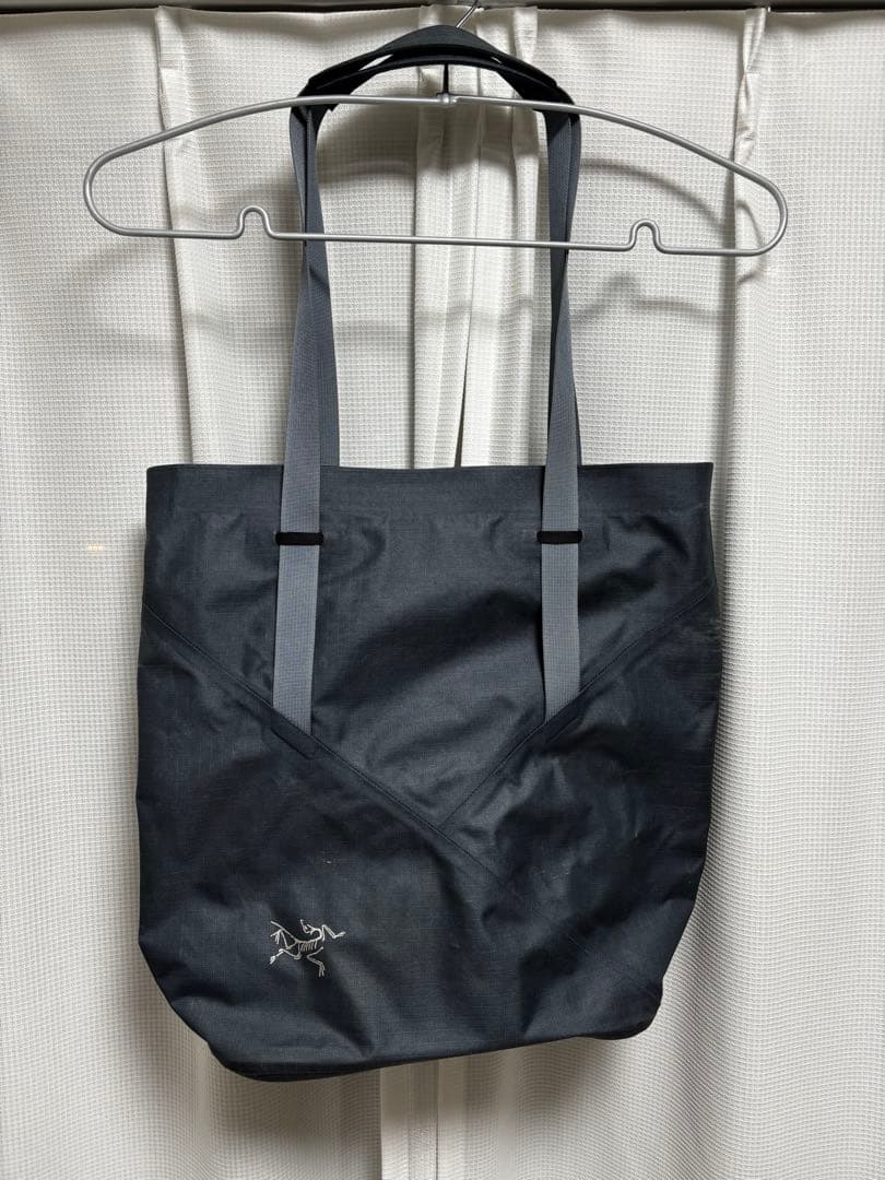 ARC'TERYX Blanca19Toteブランカ19トート　グレー ARC'TERYX（アークテリクス） Blanca 19 Tote ブランカ トート 19L