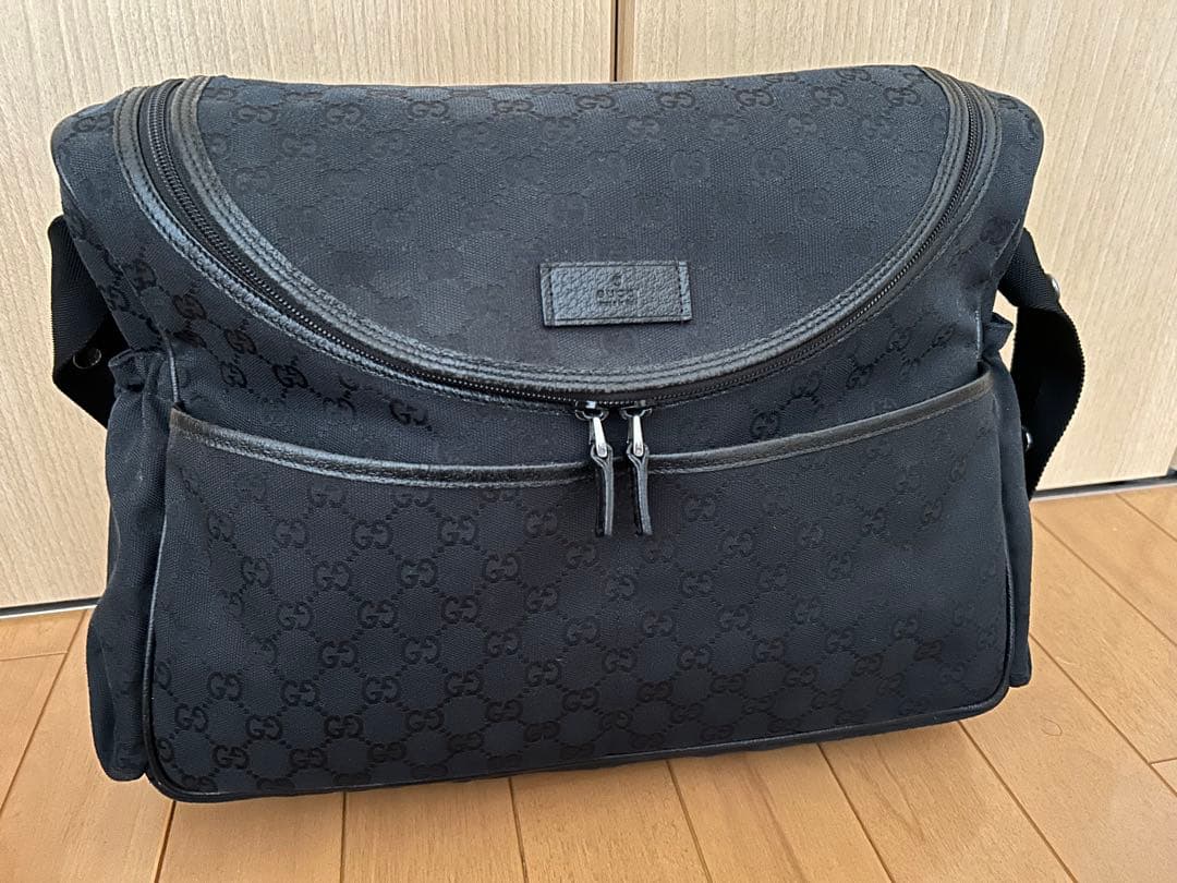 グッチ マザーズバッグ Trying to be a cool mom with @gucci 🫣❤️ マザーズバッグにも普段