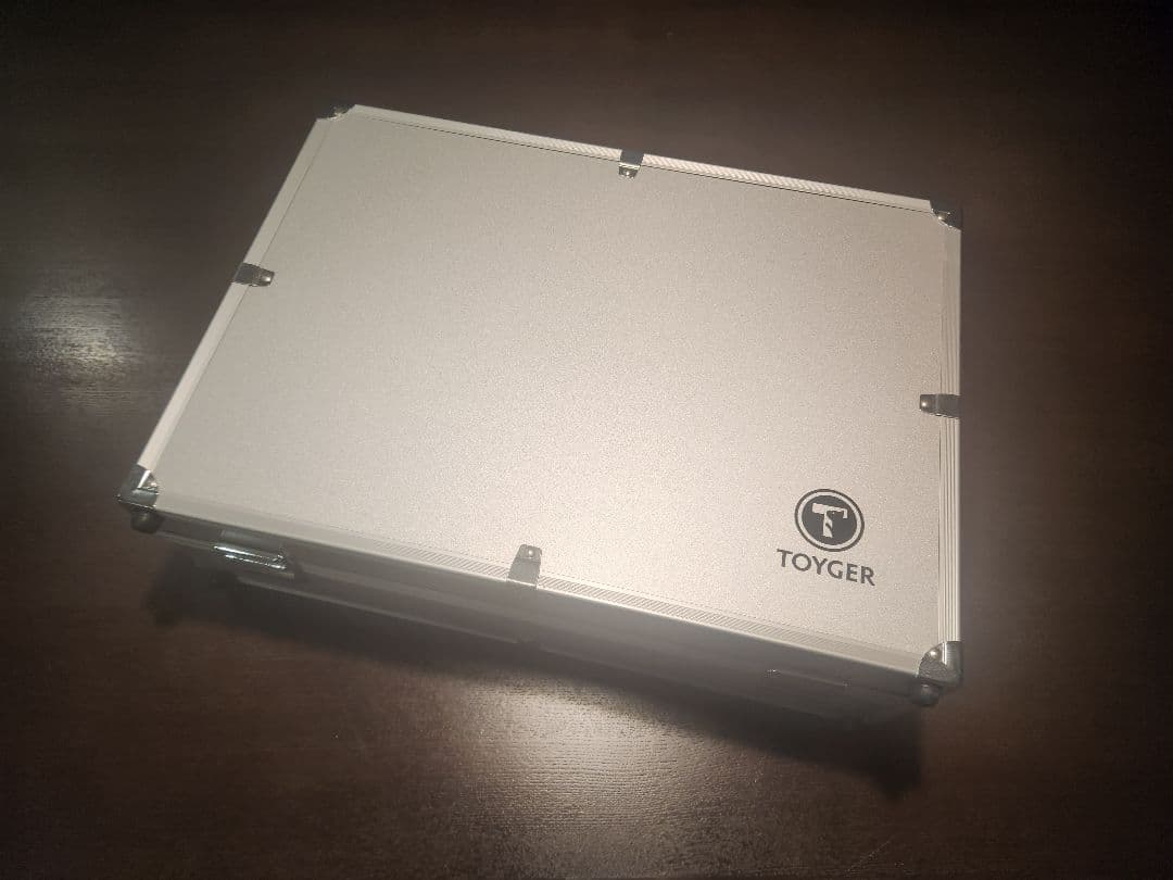 TOYGER CEO Storage アルミ製 アタッシュ ケース (シルバー)