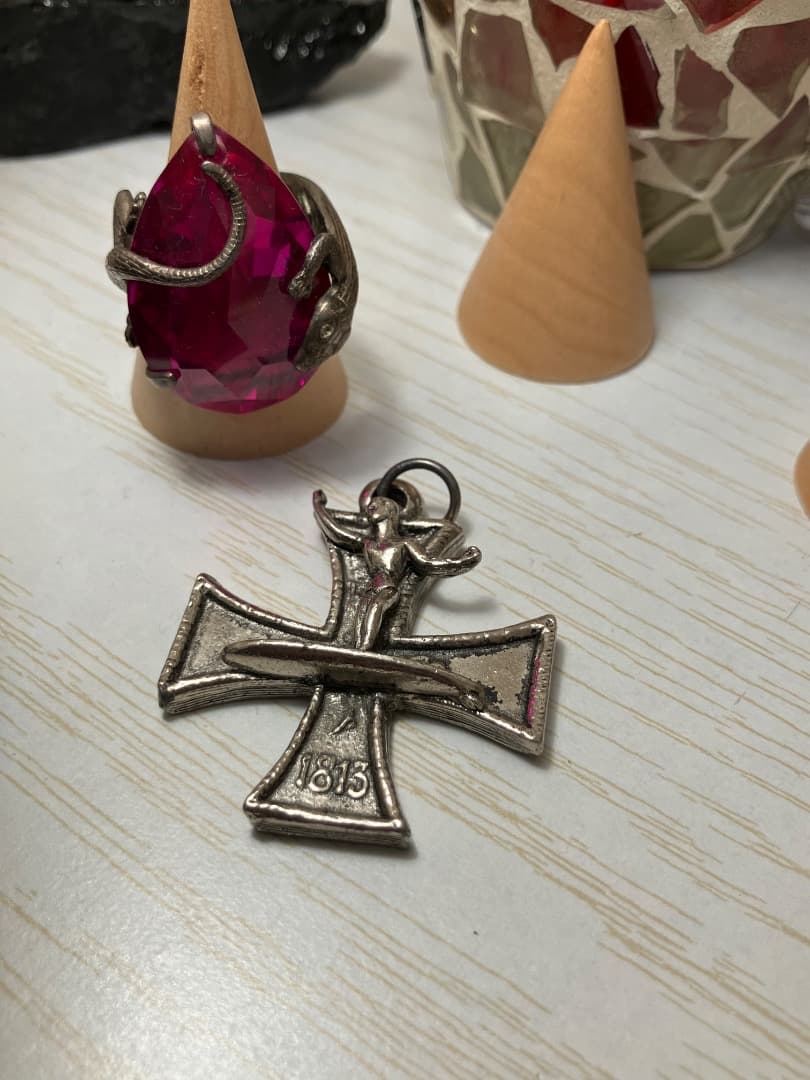 ヴィンテージ 鉄十字 ドイツ 反逆のアイコン IRON CROSS ペンダント