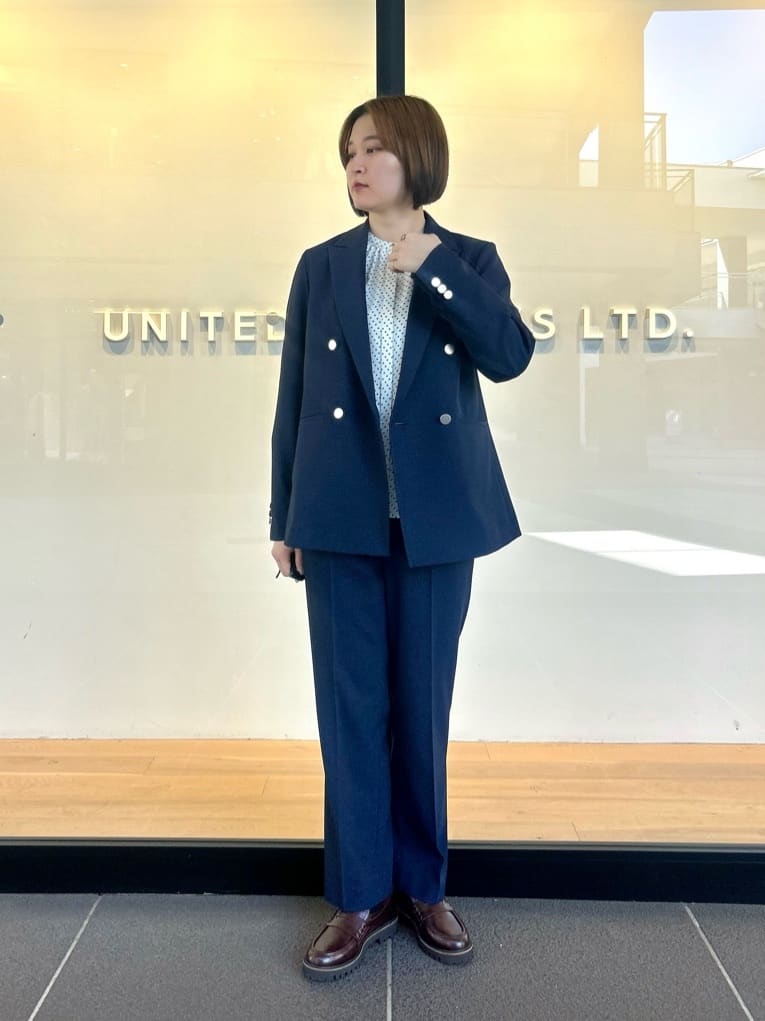 セットアップ パンツの最新レディースコーデ（女性 / WOMEN） - UA